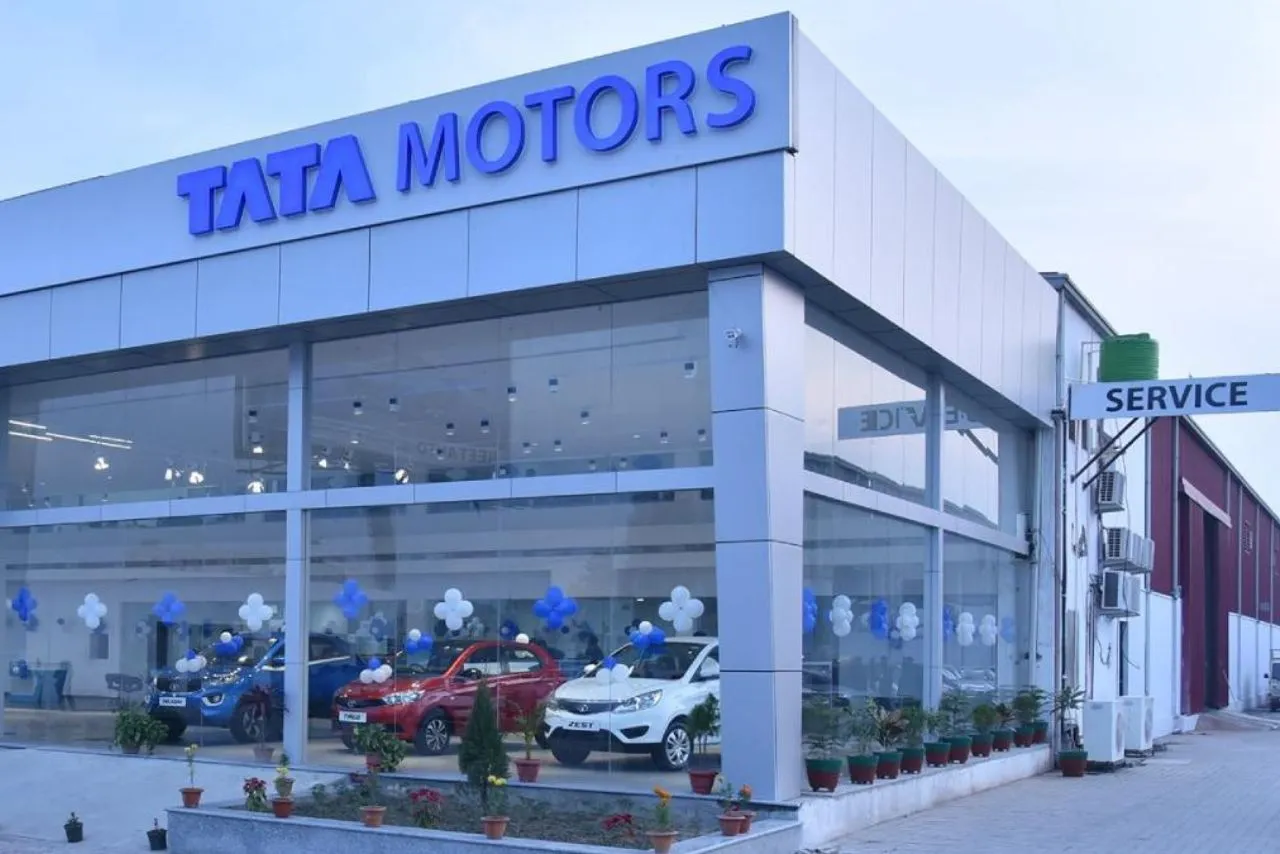 Tata Motors Unveils 17 New Diesel and Electric Trucks