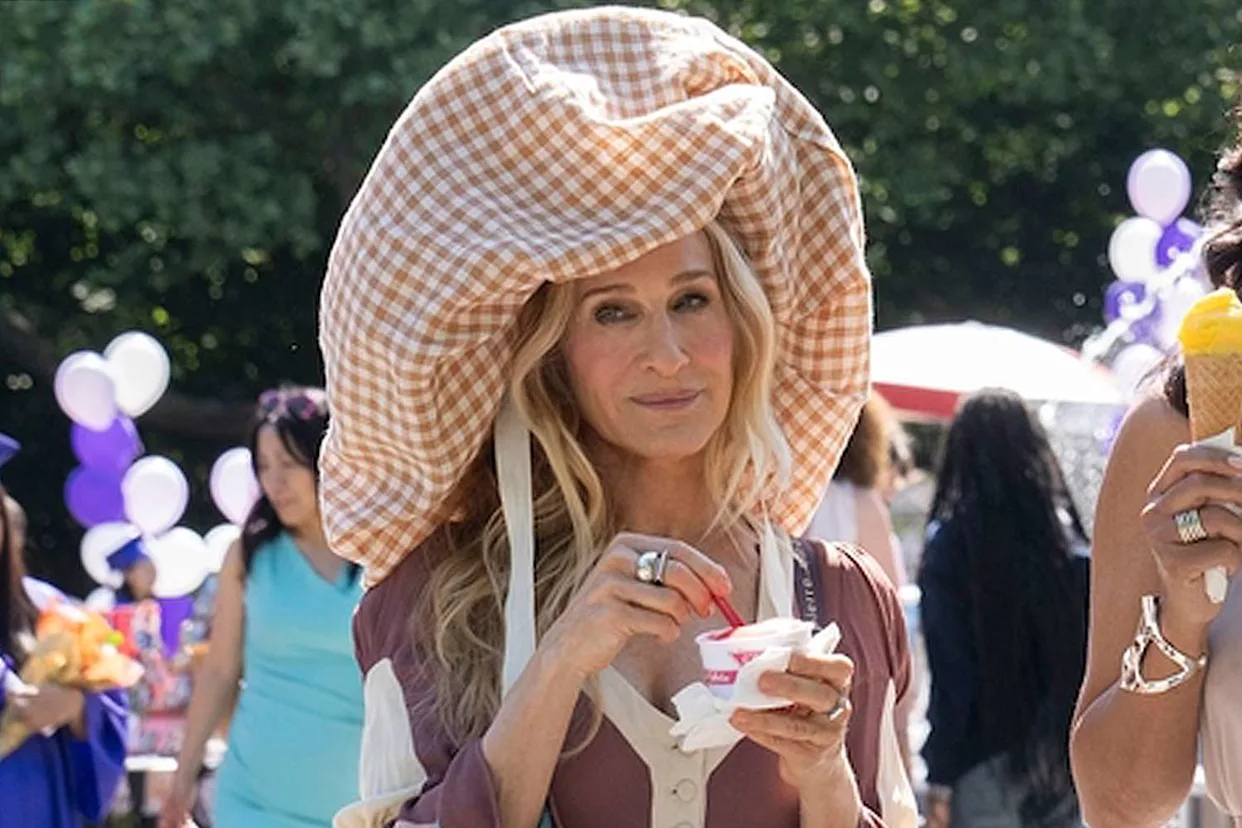 Sarah Jessica Parker Explains Viral Hat in And Just Like That