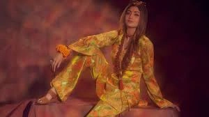 Shilpa Shetty Revives Zeenat Aman’s Iconic Hippie Look