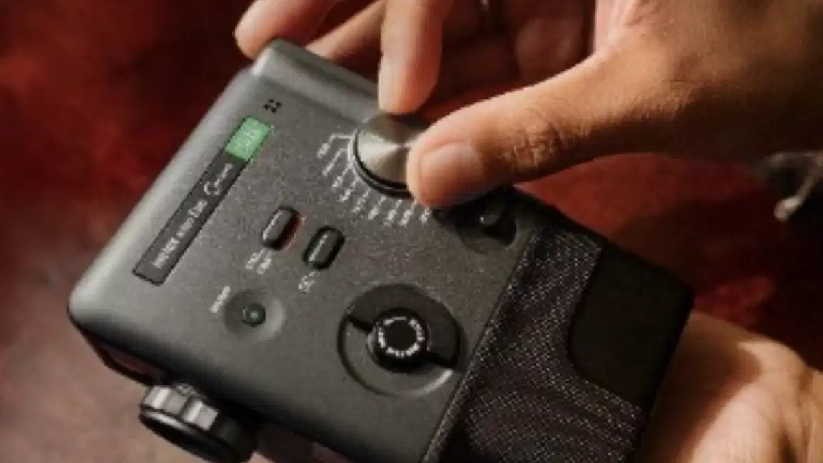 Fujifilm Launches instax mini Evo Cinema in India