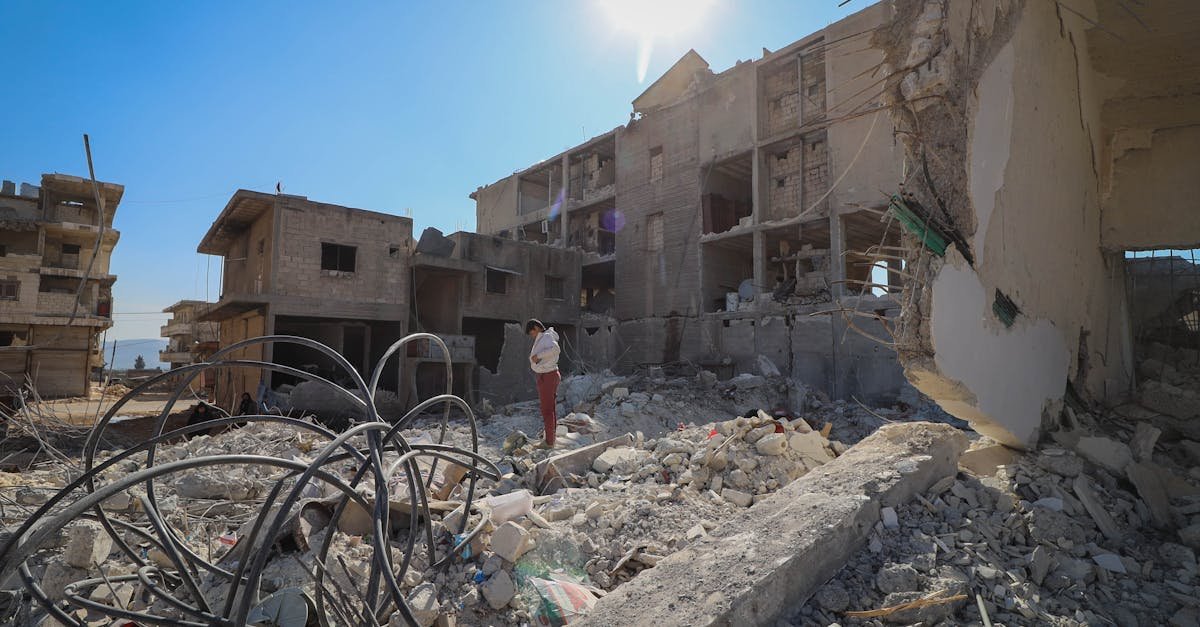 A destroyed urban area in Idlib, Syria depicting the aftermath of conflict and devastation.